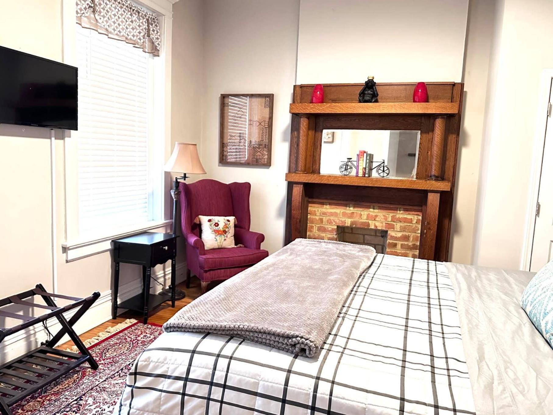 E1 Centrally Located In Carytown Fully Fenced 리치먼드 외부 사진